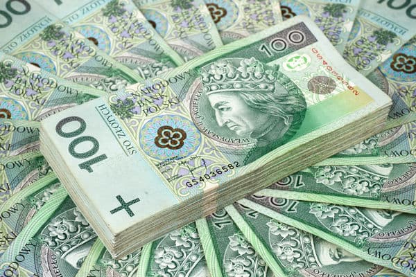LISTA PŁAC: Jak obliczyć potrącenie z zasiłku chorobowego pracownika na wniosek syndyka