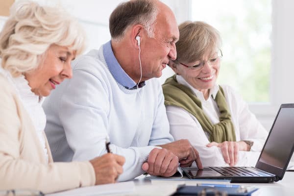 Od 1 czerwca 2025 r. pracodawca otrzyma dofinansowanie do zatrudnienia seniora