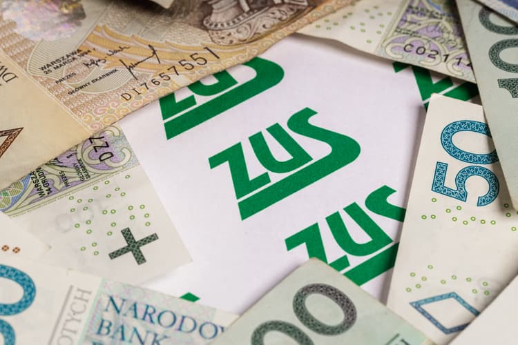 Firma przed 18. rokiem życia – brak obowiązku składek ZUS, ale też brak świadczeń dla małoletniego przedsiębiorcy